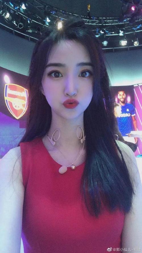 网络爆料美女视频,惊艳亮相，网友热议不断